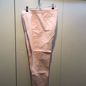 Khakis by Gap Cotton spandex spring summer pants